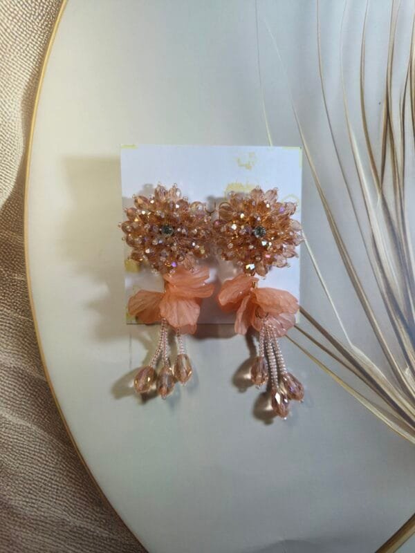 Peach beaded Leaf Earrings - Image 3