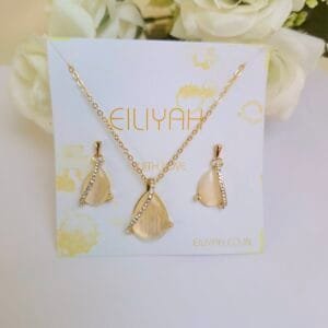 Gold Teardrop Set